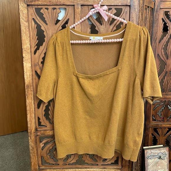 Boden Tops - Boden cappuccino colored top. Length 23 inches. Barely worn.